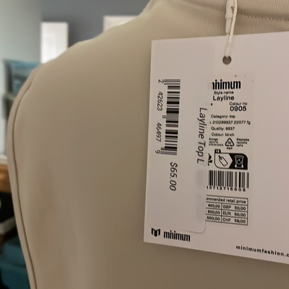 Layline Top (vest) - Picture 6 of 6